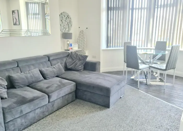 Deluxe Apartments On Mersey One